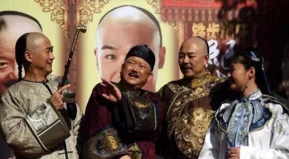 vua Gia Khánh, vua Càn Long, Hòa Thân, tham quan triều đại nhà Thanh, triều đại nhà Thanh, lịch sử Trung Quốc, lịch sử Trung Hoa
