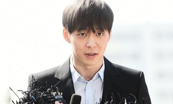 Park Yoochun, Hoàng tử gác mái, sao hàn, scandal