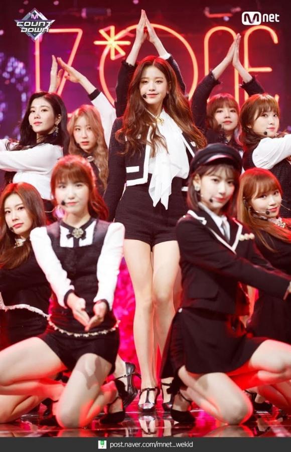 Lisa, Jang Wonyoung, sao hàn