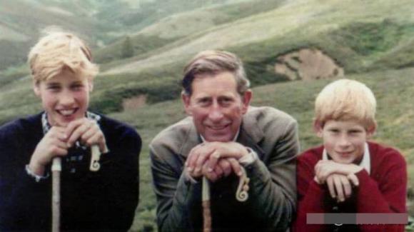  Charles, Diana, Camilla, hoàng gia anh