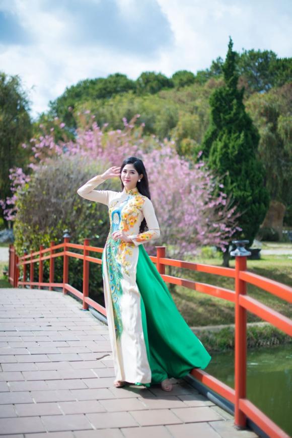 Hoa hậu Đại sứ Nhân ái, Nguyễn Huỳnh Trang, sao việt