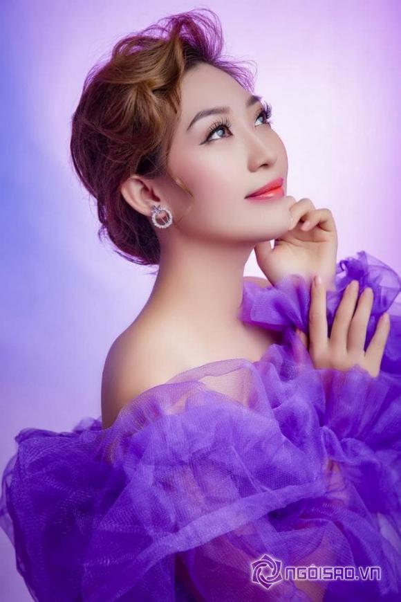 mc-uyen-nhi-23 (1).jpg 0 MC Uyển Nhi, sao việt
