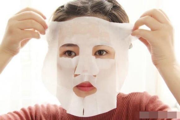 Phụ nữ đã ngoài 30 tuổi nhất định phải nhớ '4 Không' khi đắp mặt nạ