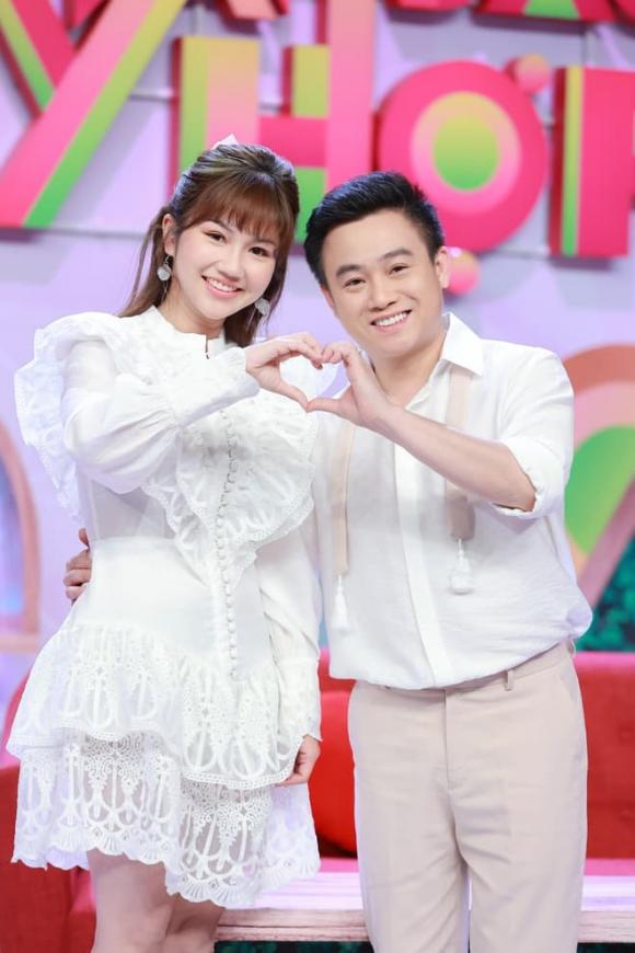Diễn viên hữu tín,hữu tín công khai bạn gái,sao việt