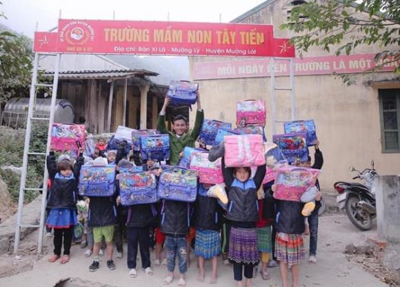 Viên Đình Long, từ thiện, thiện nguyện