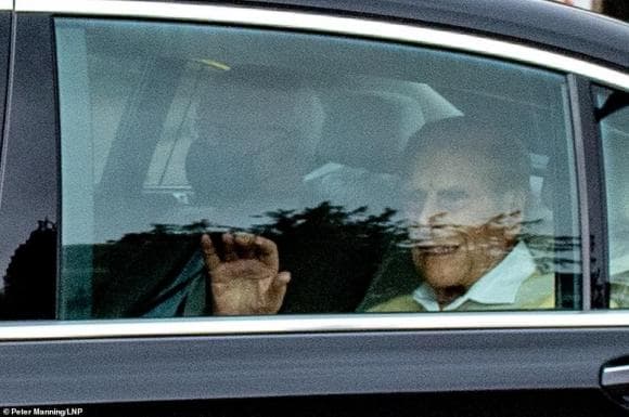 meghan markle, hoàng tử william, công nương kate