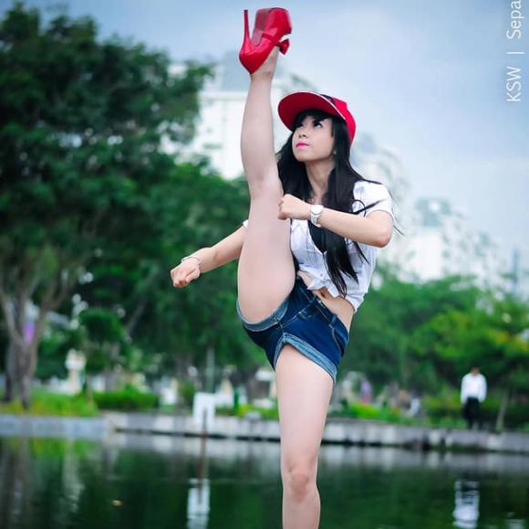 Châu Tuyết Vân, taekwondo, hot girl làng võ, xoạc chân