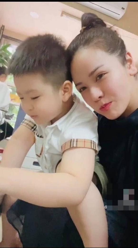 Nhật Kim Anh, Nữ diễn viên, Con trai, sao Việt