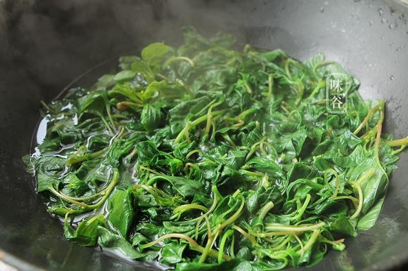 râu dền thơm ngon, món ngon mỗi ngày, ẩm thực gia đình