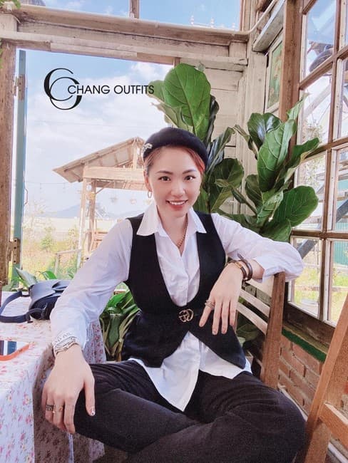 Chang Outfit, Trang Nguyễn