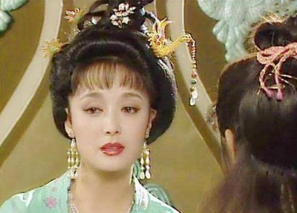 Lý Kiến Quần,sao Hoa ngữ