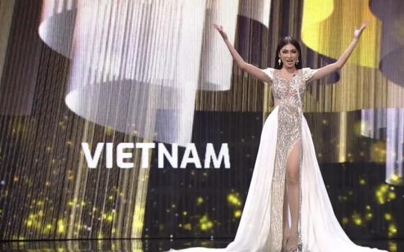 Á hậu Ngọc Thảo, bán kết Miss Grand International 2020, trình diễn trang phục dạ hội