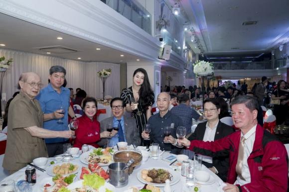 da-tiec-doanh-nhan-263 (1).jpg 1 Dạ tiệc Doanh nhân, Câu lạc bộ Nữ Doanh nhân Việt Nam - ASEAN