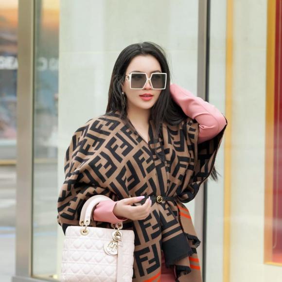 CEO Cao Thị Thùy Dung, Hoa hậu Doanh nhân, Mỹ phẩm Top White
