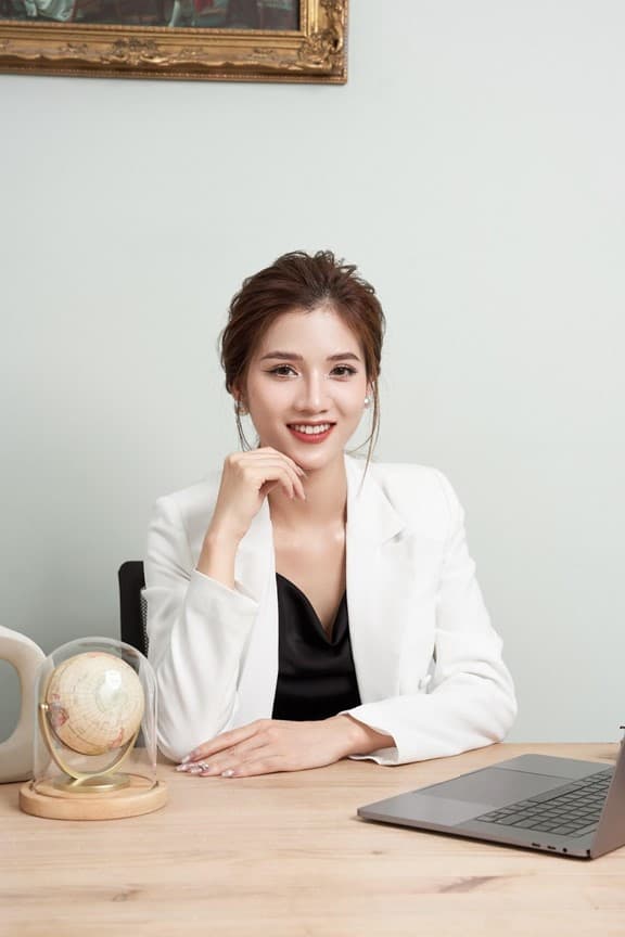 CEO Trang Nguyễn, thời trang Genni