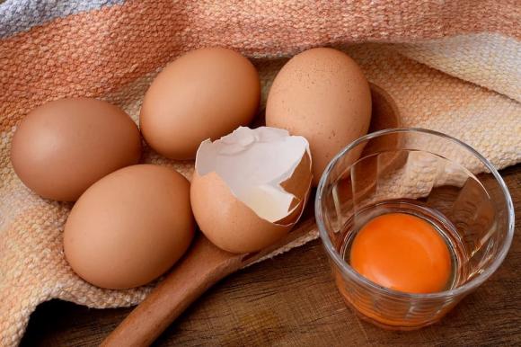 lòng đỏ trứng gà, màu sắc lòng đỏ trứng gà, màu sắc lòng đỏ trứng
