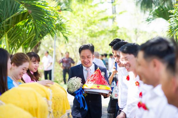 Đình Hiếu, Nam diễn viên, Kết hôn, Sao Việt