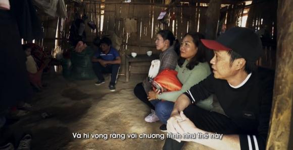 NSƯT Hoài Linh, Từ thiện, Sao Việt
