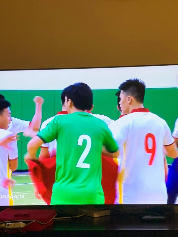 ĐT Việt Nam giành vé dự World Cup, ĐT Việt Nam lọt World Cup, sao việt chúc mừng đội tuyển Việt Nam