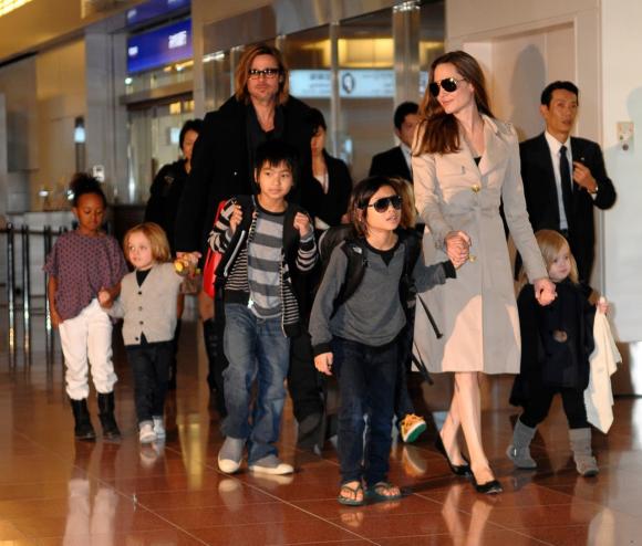 brad pitt, angelina jolie, brad pitt hẹn hò