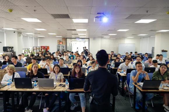 CEO Hoàng Mạnh Cường, Ông hoàng Shopee