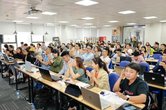 CEO Hoàng Mạnh Cường, Ông hoàng Shopee