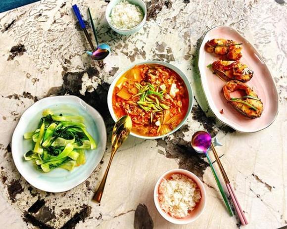 mâm cơm nhà giàu, sao việt, rich kid