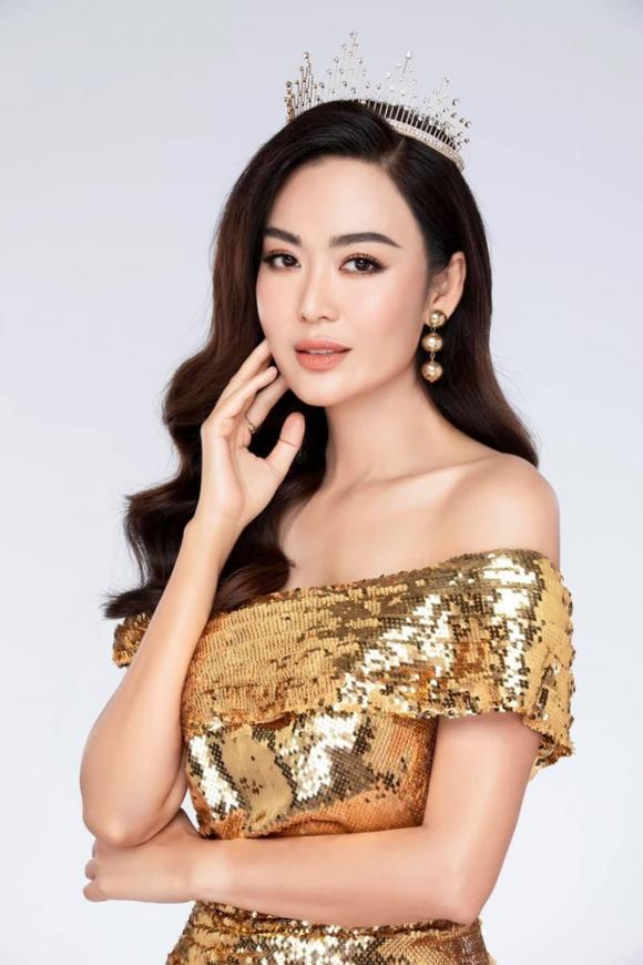 Hoa hậu Thu Thủy, người mẫu Dương Yến Ngọc, sao Việt