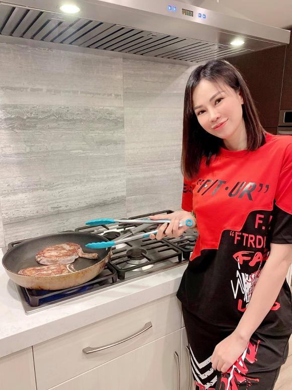 Con dâu tỷ phú Hoàng Kiều, Đào Lan Phương, sao Việt nấu ăn 