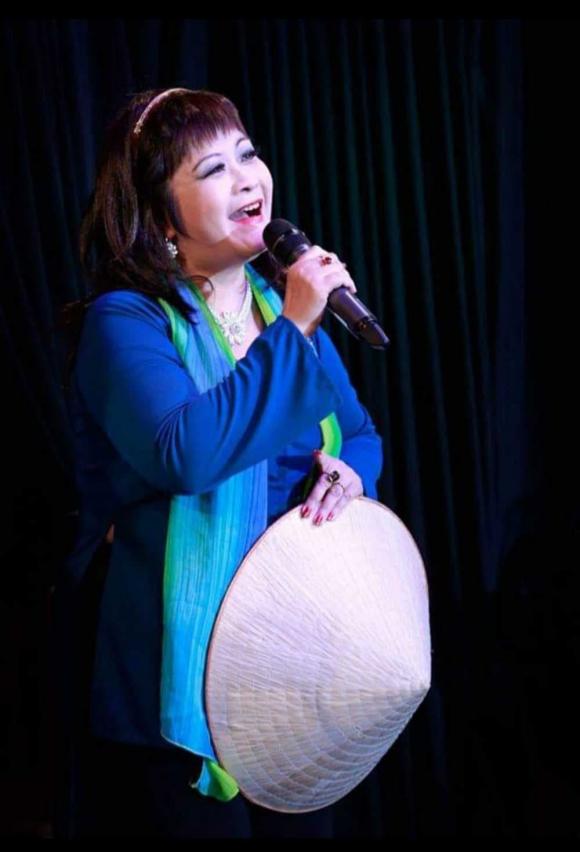 ca sĩ Phi Nhung, ca sĩ Ái Thanh, sao Việt