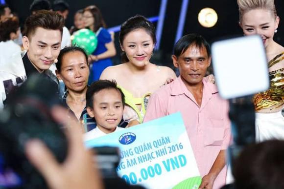 Phi Nhung, Hồ Văn Cường, Sao Việt
