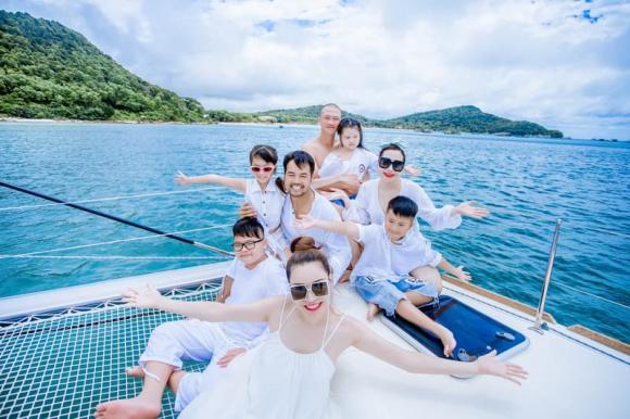 Hoa hậu Bùi Thị Hà, sao việt