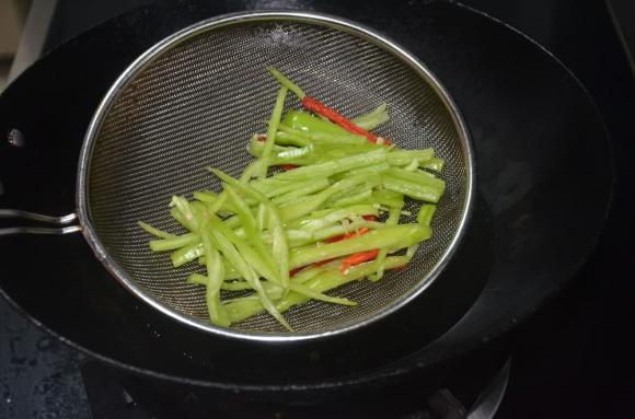 thịt nạc, xào thịt, dạy nấu ăn, mẹo nấu ăn