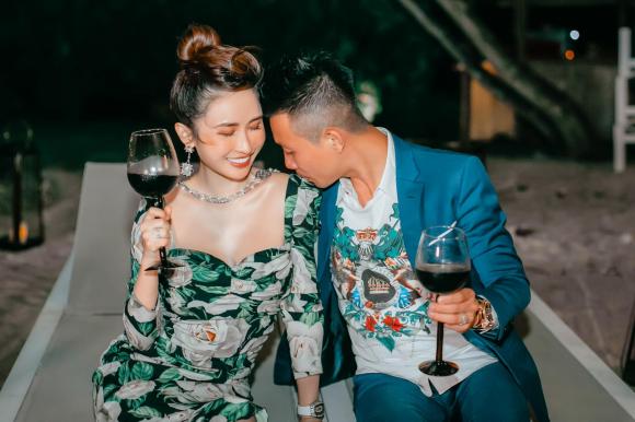 đại gia Minh Nhựa, Minh Nhựa, sao Việt
