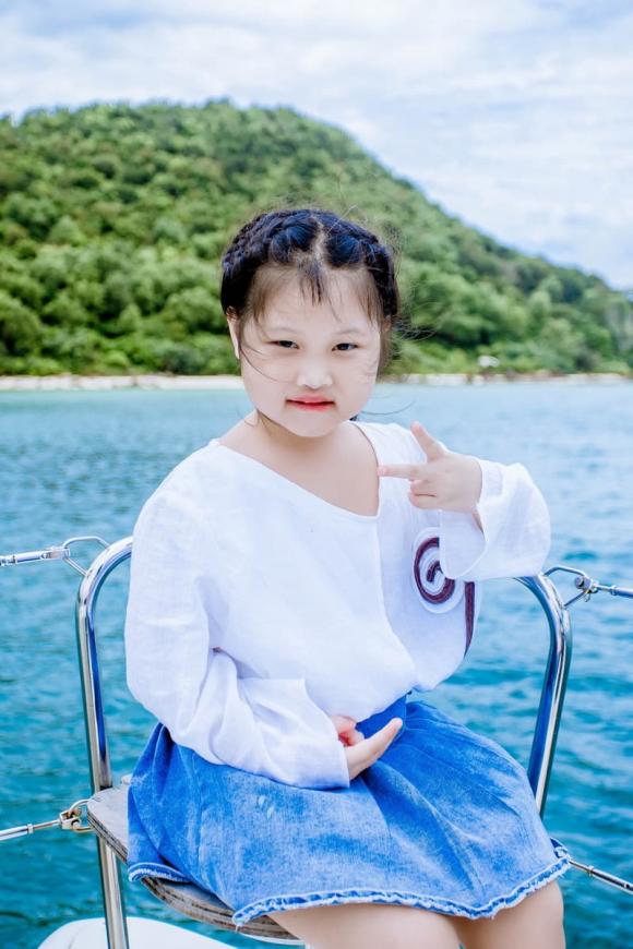 hoa hậu bùi thị hà, giới trẻ, con hoa hậu bùi thị hà