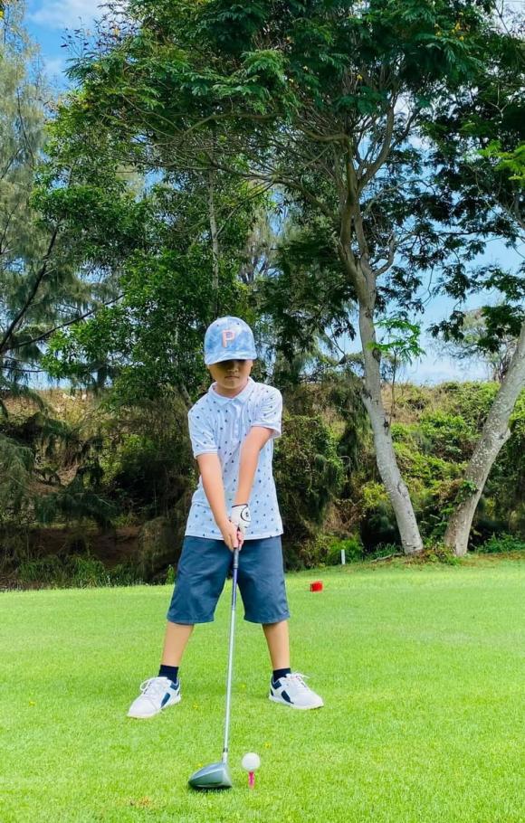 hoa hậu bùi thị hà, giới trẻ, con hoa hậu bùi thị hà