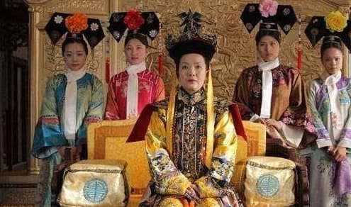 ngậm nước, từ hi, từ hi thái hậu, đi vệ sinh