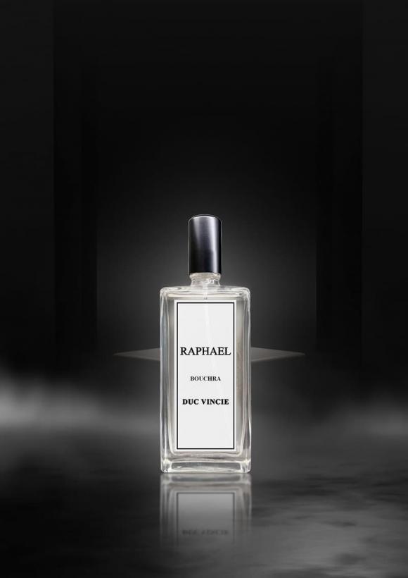 Đức Vincie, nước hoa RAPHAEL