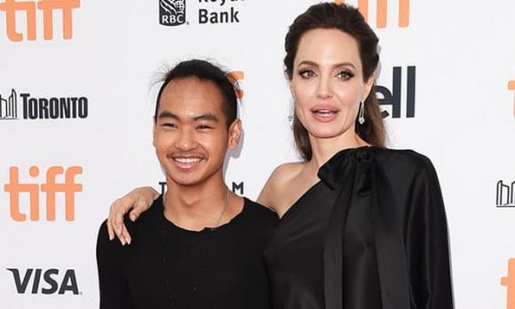 Angelina Jolie vướng tranh cãi nói dối, con nuôi là nạn nhân của buôn bán trẻ em
