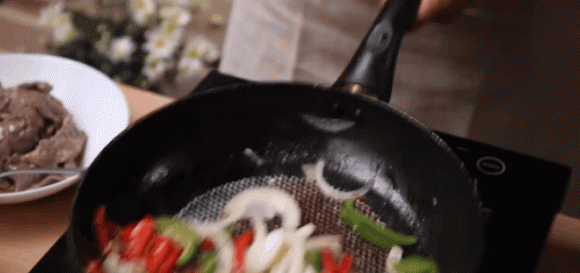 bò sốt tiêu đen, công thức bò sốt tiêu đen, món ngon với thịt bò