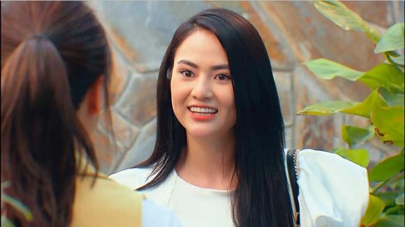 Trong phim ‘Hương vị tình thân’ làm vợ sắp cưới của shark Long, ngoài đời Việt Hoa có chuyện tình ra sao?