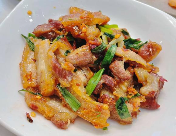 stylist Pông Chuẩn, Tùng Min, sao Việt nấu cơm