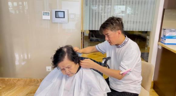 Top 9 Barber shop cắt tóc nam đẹp nhất TP Vinh Nghệ An