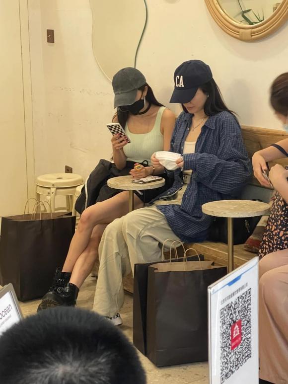 dương mịch, săn hàng giảm giá, sao hoa ngữ