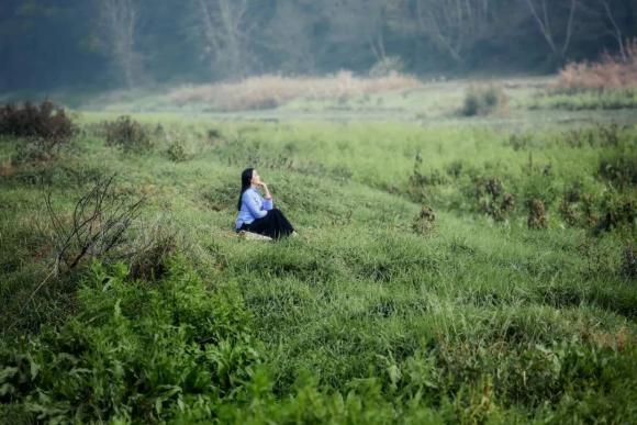người quá thông minh, quá khôn, kém may, kinh nghiệm sống