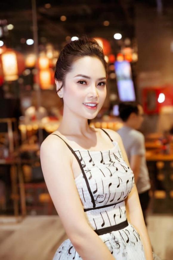 Á hậu Đặng Thùy Giang, Sao Việt, Mắc Covid-19, Dịch