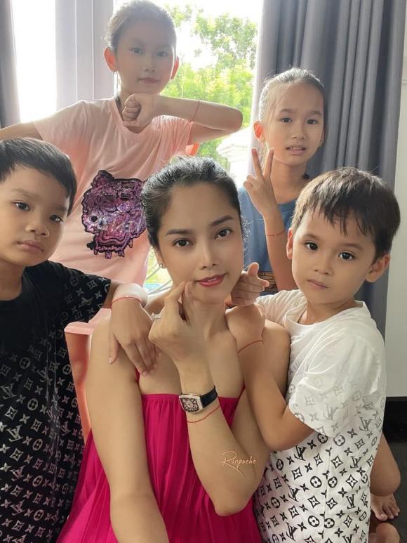 Á hậu Đặng Thùy Giang, Sao Việt, Mắc Covid-19, Dịch