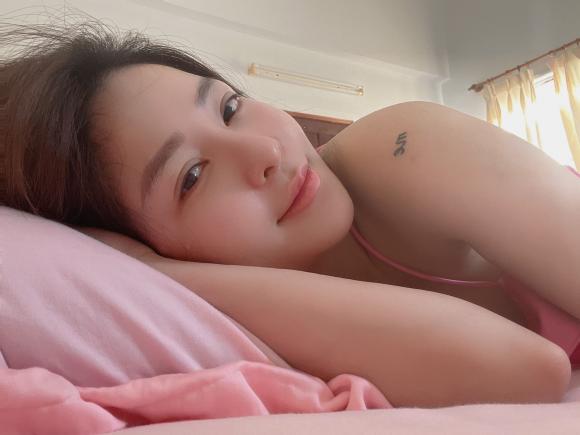 Trâm Anh, hot girl Trâm Anh, gạ đi khách