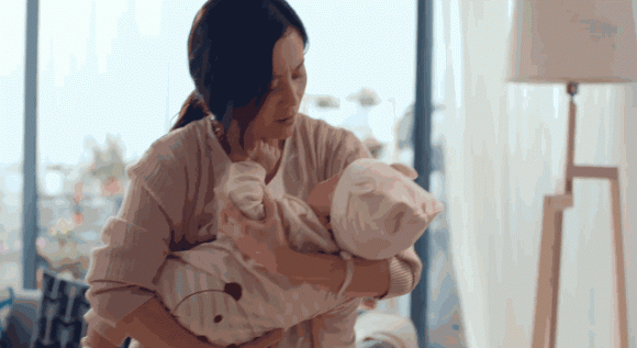 phụ nữ sau sinh, sao nữ, giảm cân sau sinh