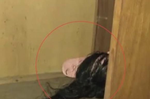 thuê trọ, búp bê tình dục, chủ trọ